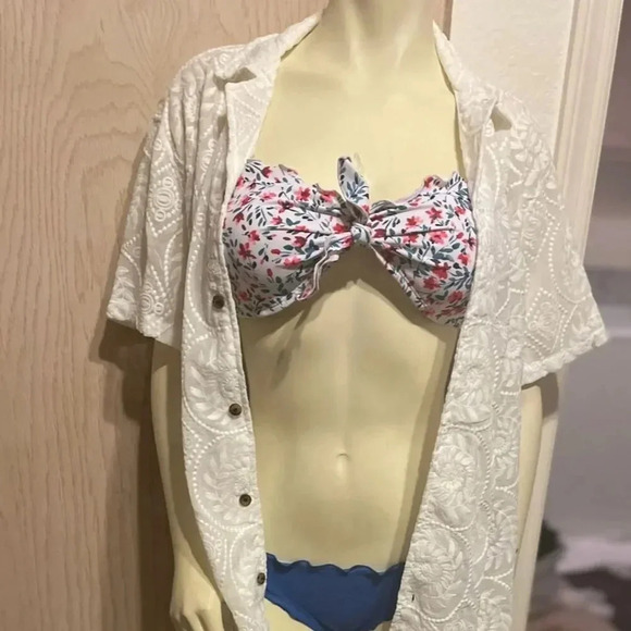 Xhilaration Floral Strapless Bandeau Bikini Top White Red Blue Size M​ - Picture 4 of 5